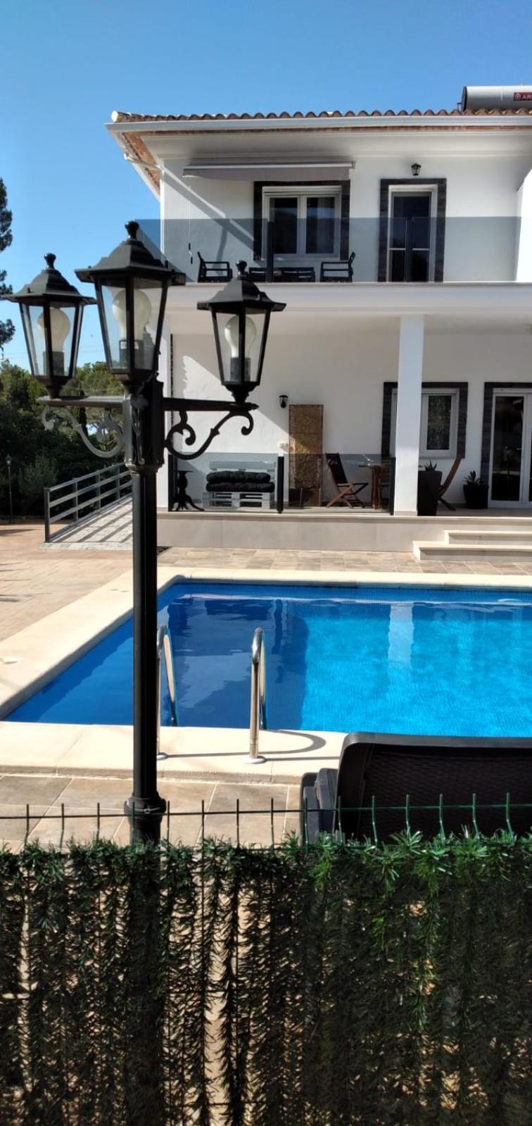 Boutique Algarrobo Nocleg ze śniadaniem *